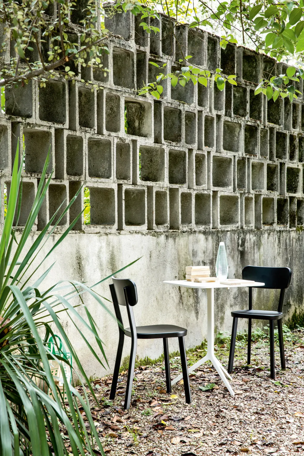 Central Table with folding top 55x55 cm